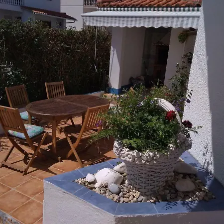 Πανσιόν Paradise - Atlantida *